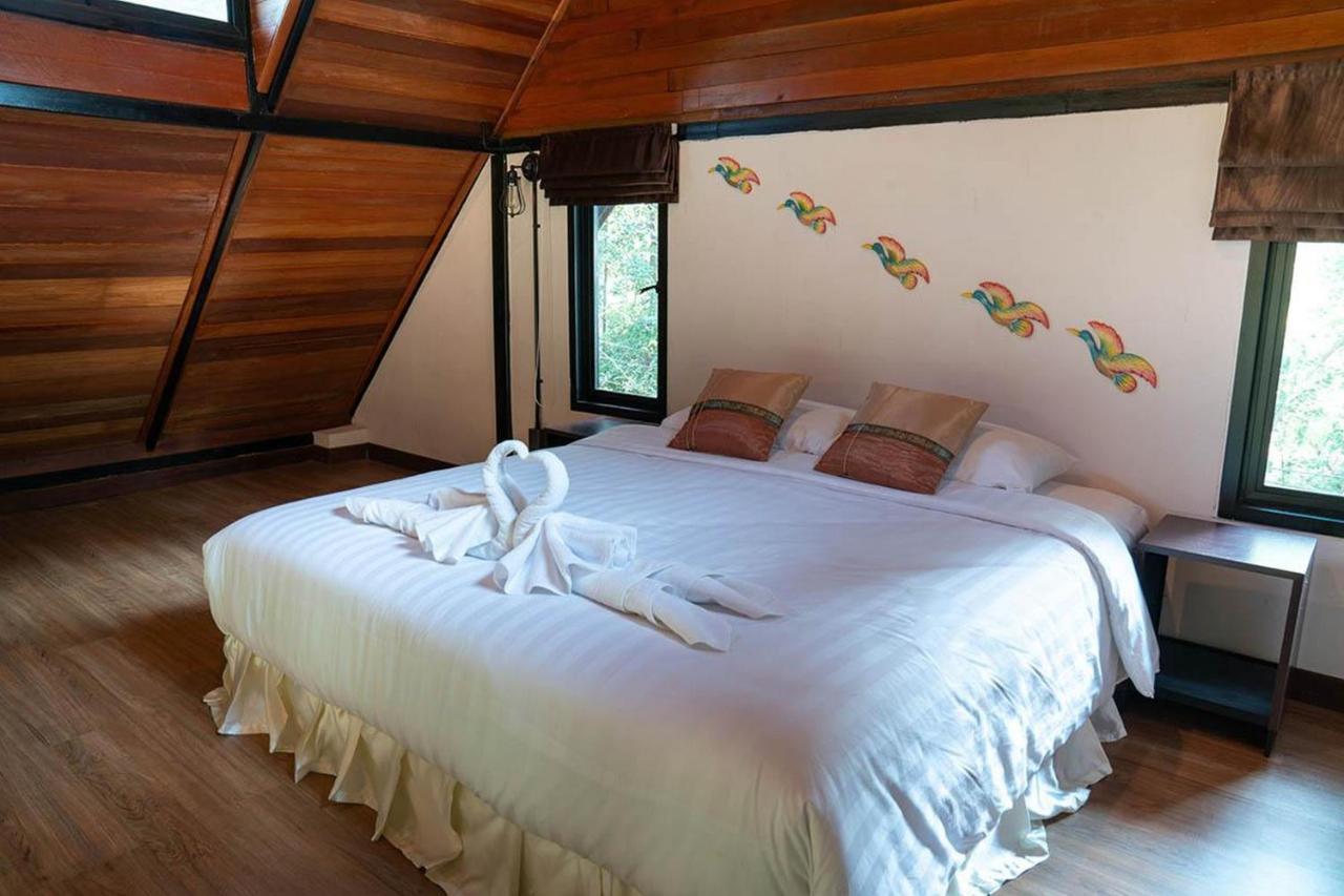 Hotel Bhupimarn Garden House à Chom Thong Extérieur photo